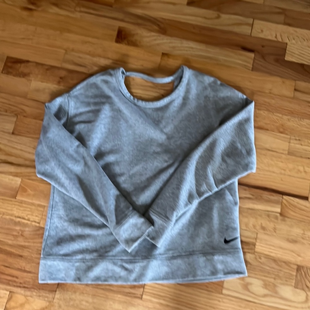 Women’s Medium Nike Sweatshirt with open back
